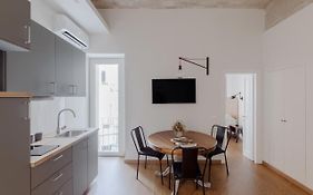Rome Colosseum Apartment - Zeno 07